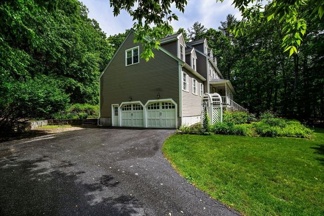 48 Mill Pond Cir, Milford, MA 01757