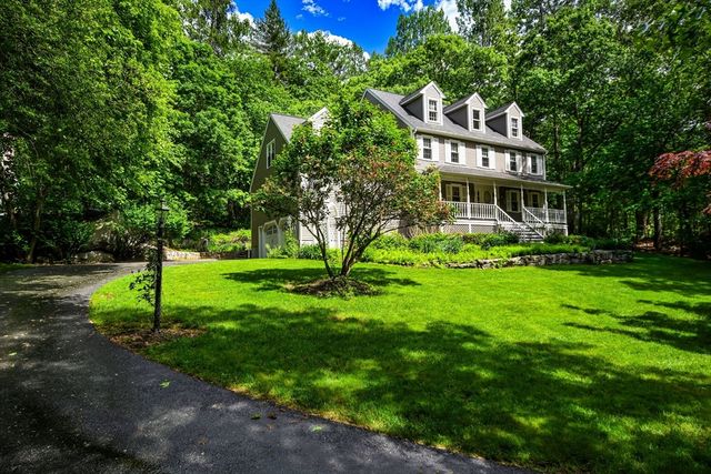 48 Mill Pond Cir, Milford, MA 01757