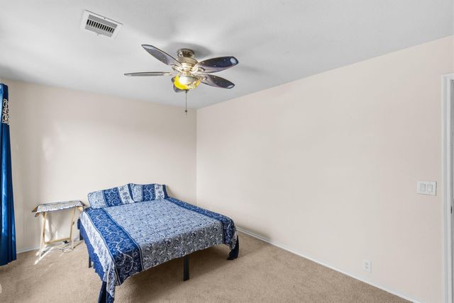 2712 Woodspring Acres Drive, Houston, TX 77345