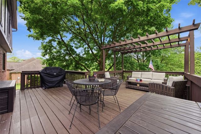 261 Finnin Road, Allegheny Twp, PA 15068