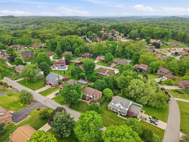261 Finnin Road, Allegheny Twp, PA 15068