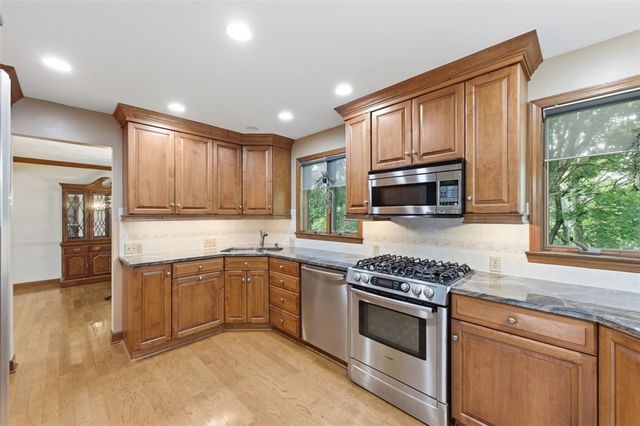 261 Finnin Road, Allegheny Twp, PA 15068