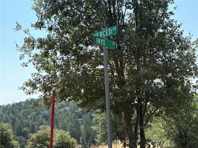 26805 Inyo Court, Lake Arrowhead, CA 92352