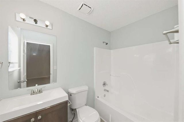 1626 Hallmark Hills Dr, Griffin, GA 30223