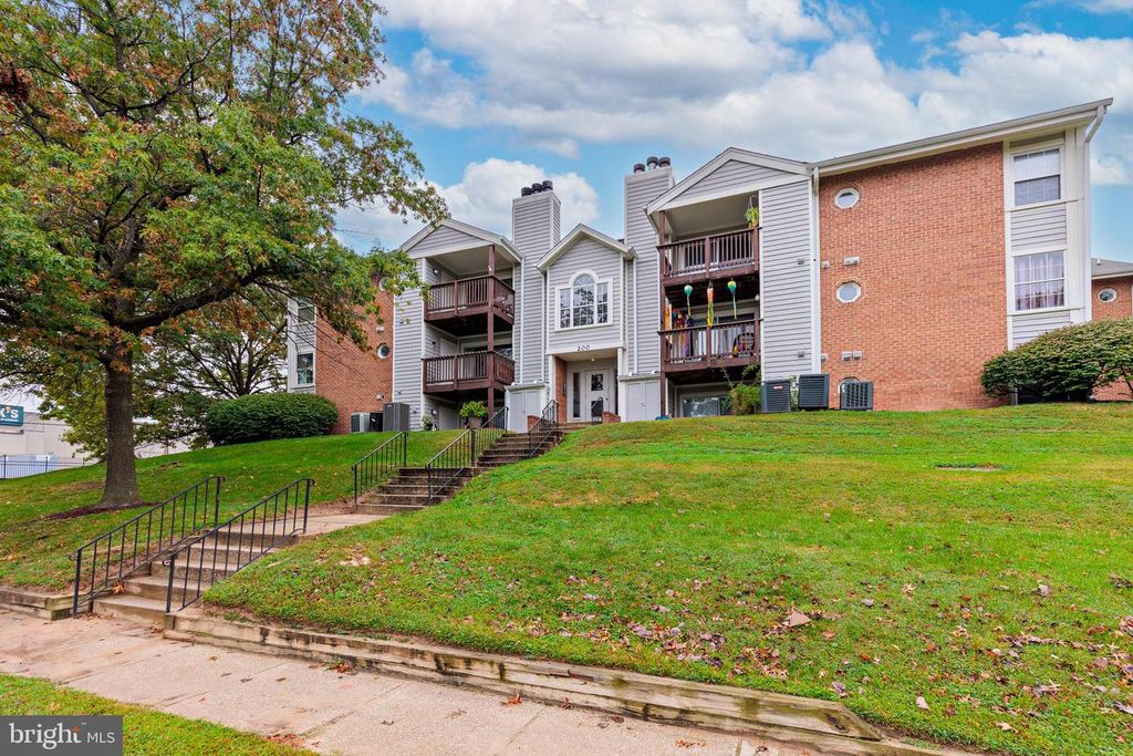 6800 WHITE WATER WAY #203, Glen Burnie, MD 21060