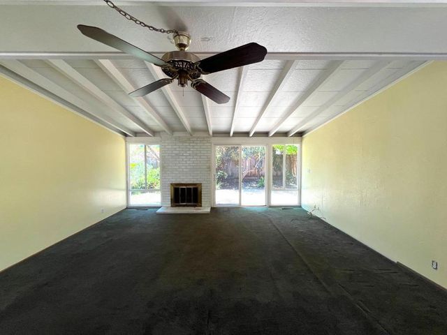 183 Thompson Square, Mountain View, CA 94043