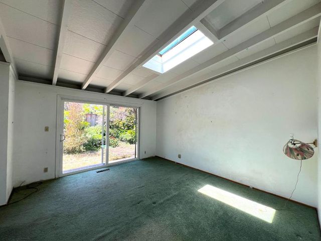 183 Thompson Square, Mountain View, CA 94043