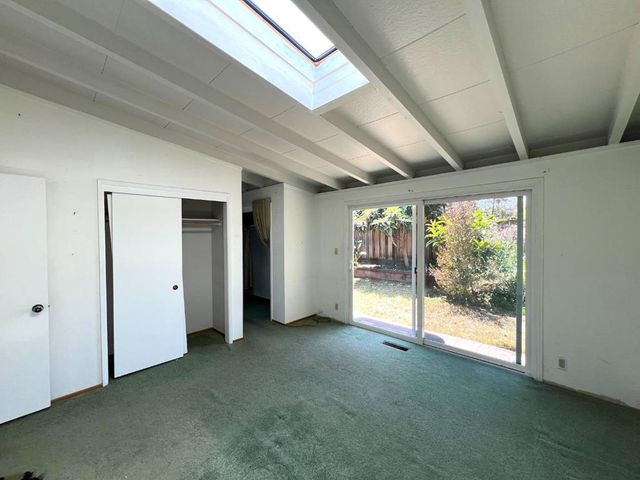 183 Thompson Square, Mountain View, CA 94043