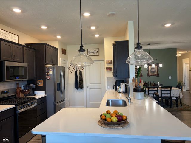 13900 N Cottage Grove Court, Camby, IN 46113