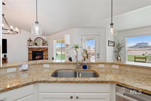 24090 Pheasant Ridge Ct, Middleton, ID 83644