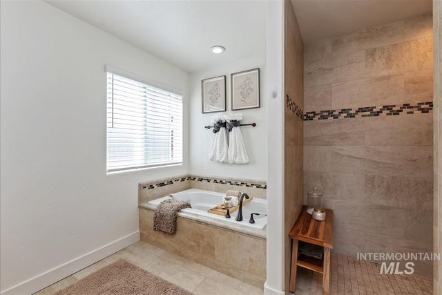 24090 Pheasant Ridge Ct, Middleton, ID 83644