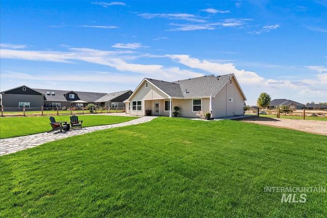 24090 Pheasant Ridge Ct, Middleton, ID 83644