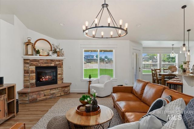 24090 Pheasant Ridge Ct, Middleton, ID 83644