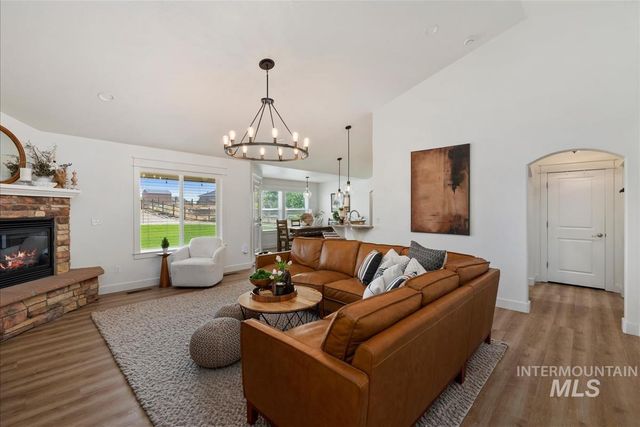 24090 Pheasant Ridge Ct, Middleton, ID 83644