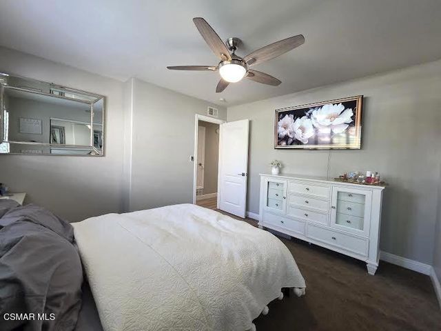 1748 Ahart Street, Simi Valley, CA 93065