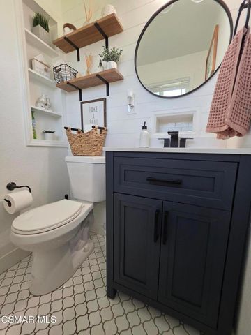 1748 Ahart Street, Simi Valley, CA 93065