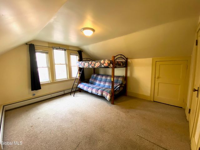 31 Brunswick Avenue, Troy, NY 12180