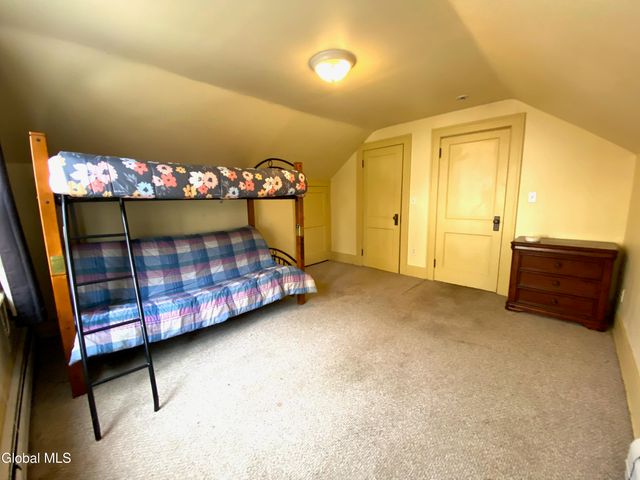 31 Brunswick Avenue, Troy, NY 12180