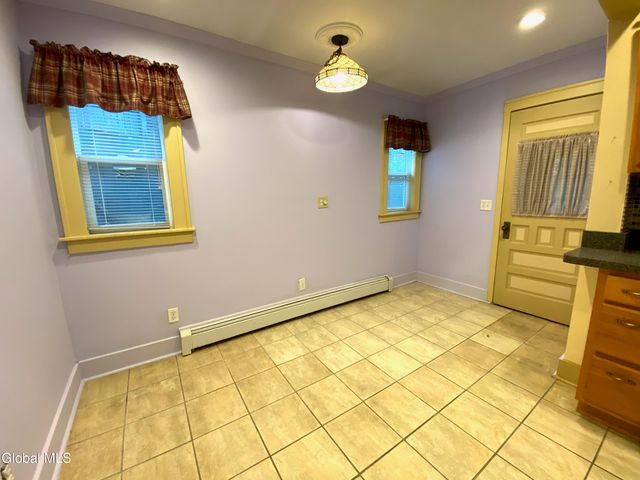 31 Brunswick Avenue, Troy, NY 12180