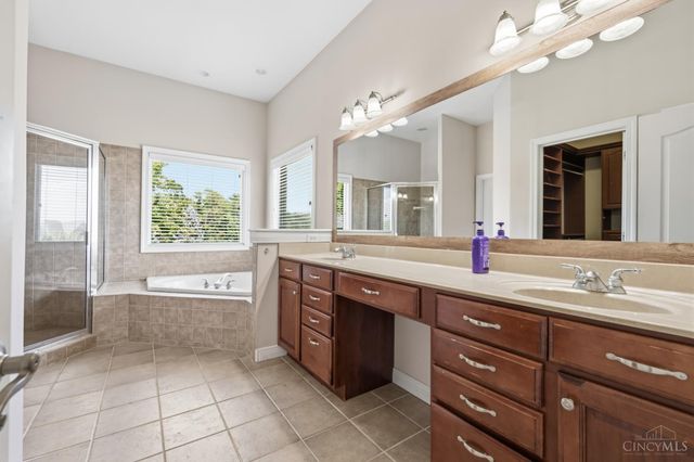8580 Stuart Court, West Chester, OH 45069