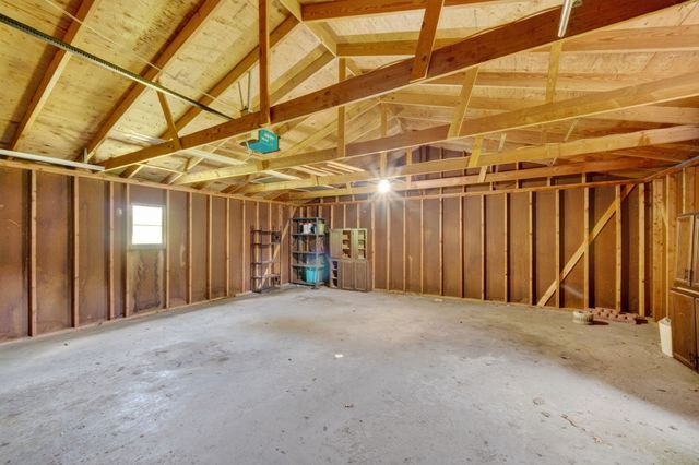 414 NE 9th Street, Ankeny, IA 50021