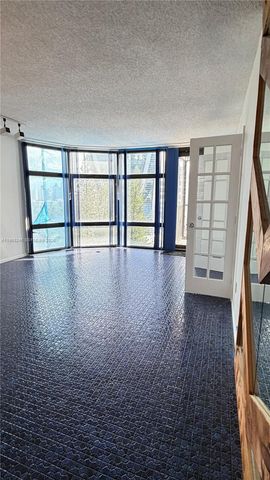 20100 W Country Club Dr 807, Aventura, FL 33180