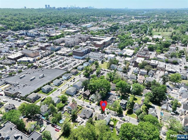 83 Grove Street, Englewood, NJ 07631