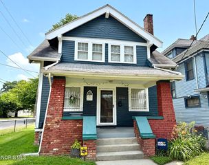 3036 Parkwood Avenue, Toledo, OH 43610