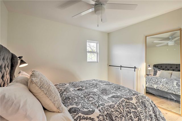 27258 Sunset Beach Lane, Eagle Rock, MO 65641