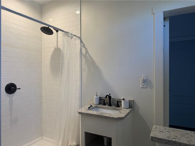 27258 Sunset Beach Lane, Eagle Rock, MO 65641