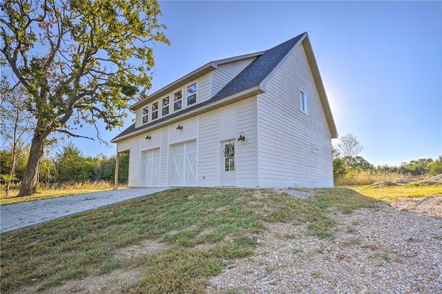 27258 Sunset Beach Lane, Eagle Rock, MO 65641