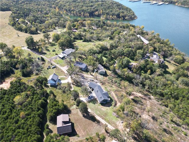 27258 Sunset Beach Lane, Eagle Rock, MO 65641