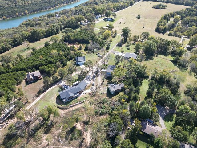 27258 Sunset Beach Lane, Eagle Rock, MO 65641