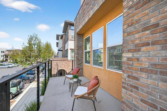 552 Galt Terrace 4, Sunnyvale, CA 94085