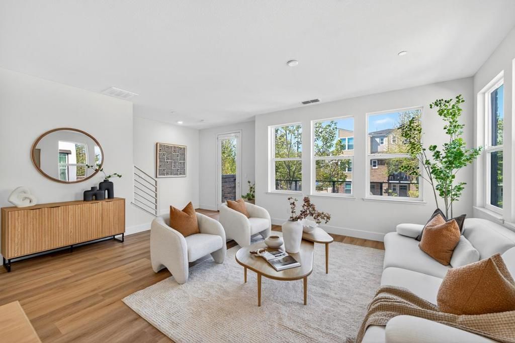 Image 33 of property listing at 552 Galt Terrace 4, Sunnyvale, CA 94085