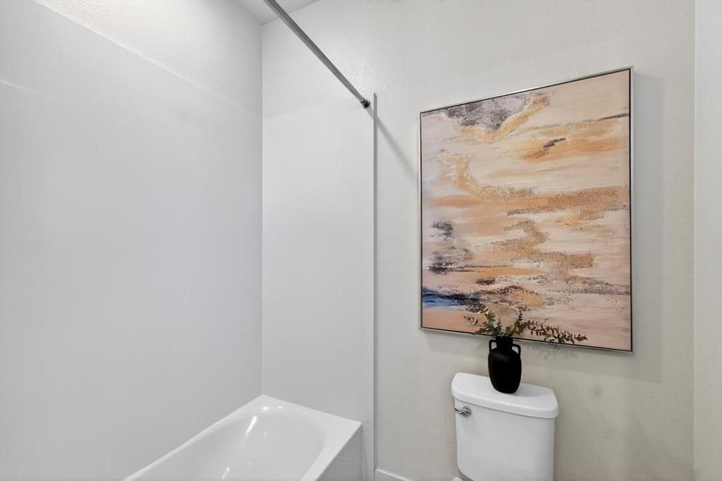 Image 49 of property listing at 552 Galt Terrace 4, Sunnyvale, CA 94085