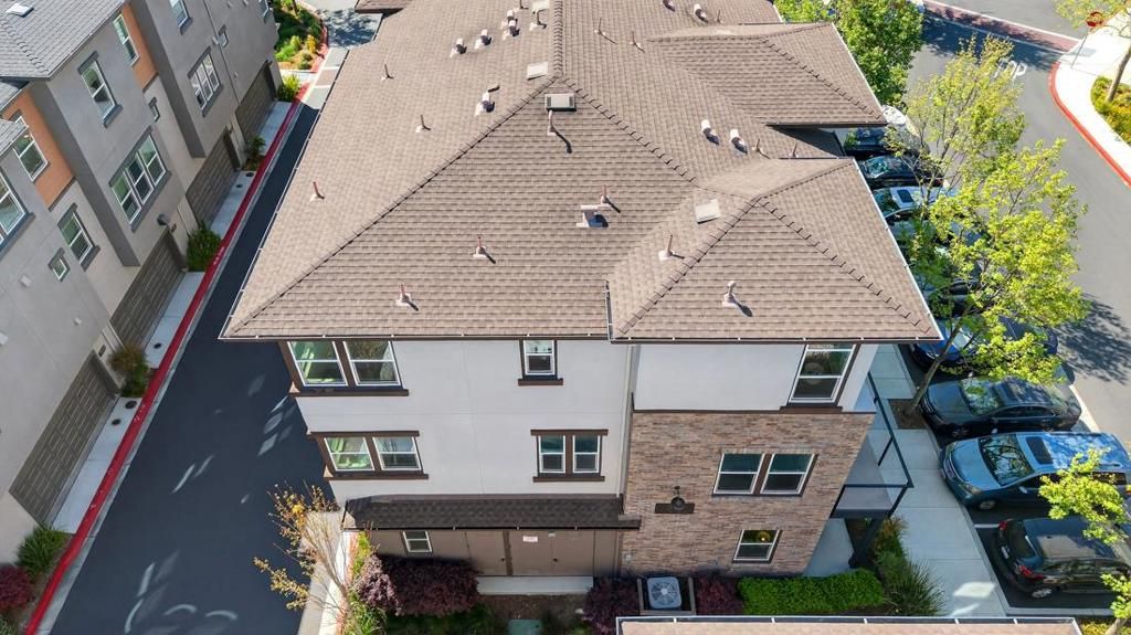 Image 60 of property listing at 552 Galt Terrace 4, Sunnyvale, CA 94085