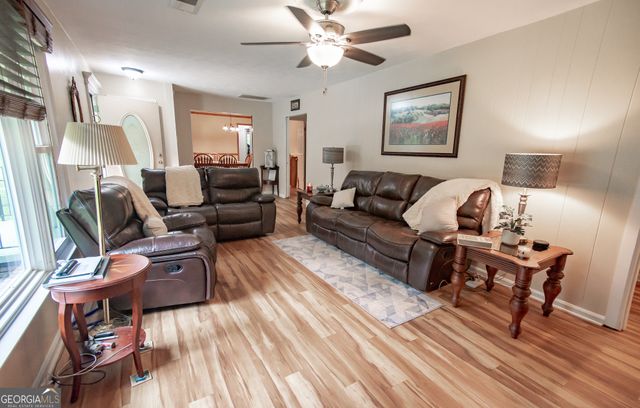 2403 W Grantville Road, Newnan, GA 30263