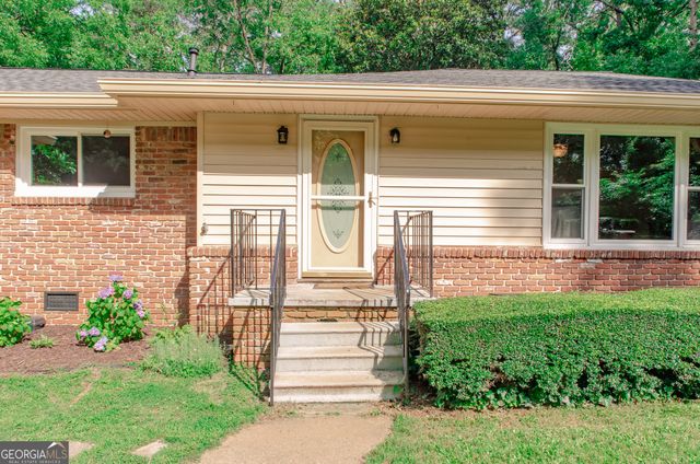 2403 W Grantville Road, Newnan, GA 30263