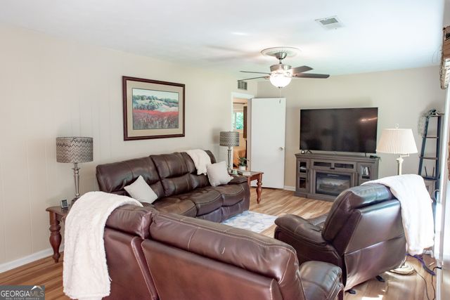 2403 W Grantville Road, Newnan, GA 30263