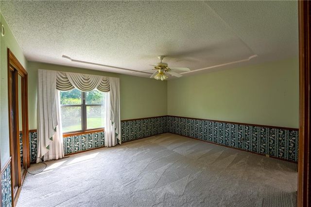5209 S Megan Drive, Independence, MO 64055
