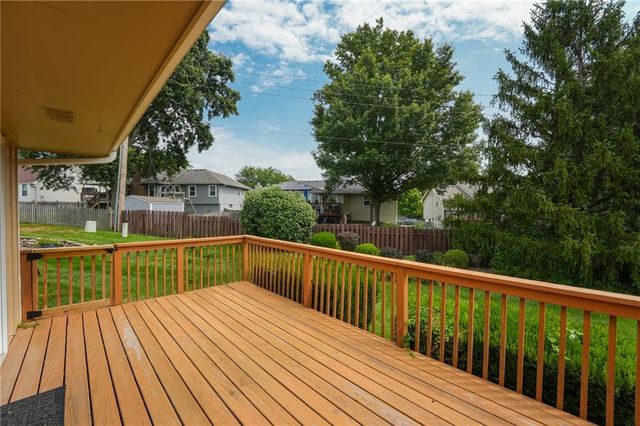 5209 S Megan Drive, Independence, MO 64055