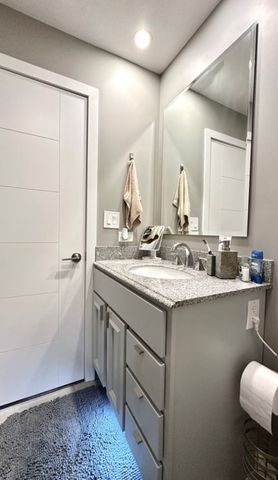 190 S Wood Dale Road 611, Wood Dale, IL 60191