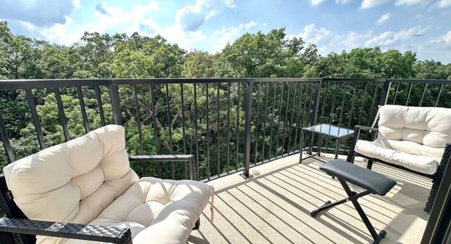 190 S Wood Dale Road 611, Wood Dale, IL 60191