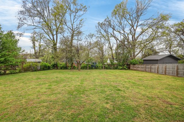 2226 Stratford Ave, Nashville, TN 37216
