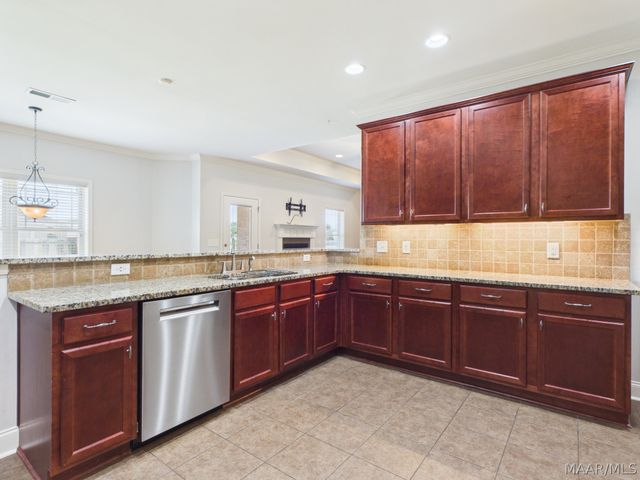 782 GLENNBROOKE Boulevard, Prattville, AL 36066