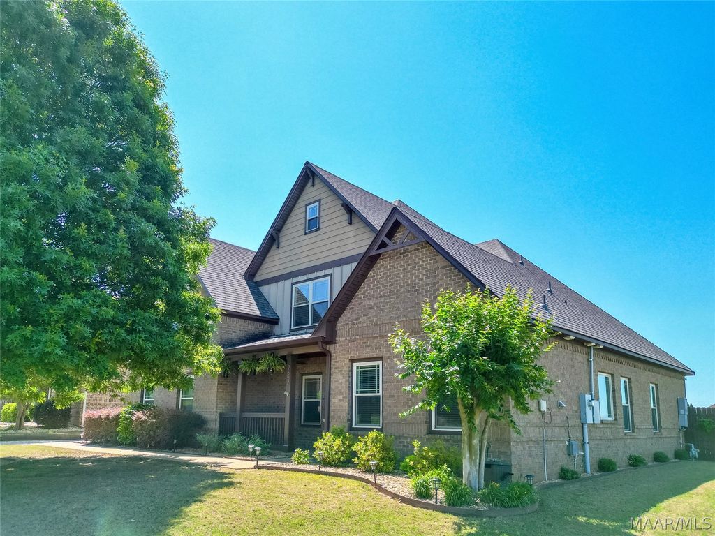 782 GLENNBROOKE Boulevard, Prattville, AL 36066