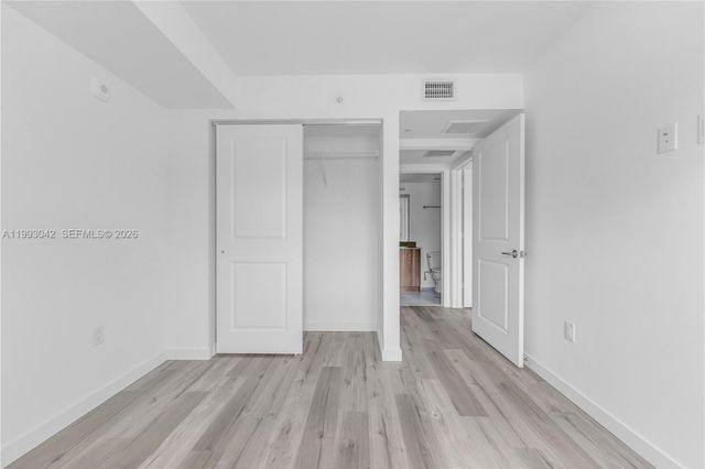 175 NW 160TH ST 211, North Miami Beach, FL 33169