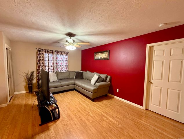 3470 Bentonville Drive, Conway, AR 72032