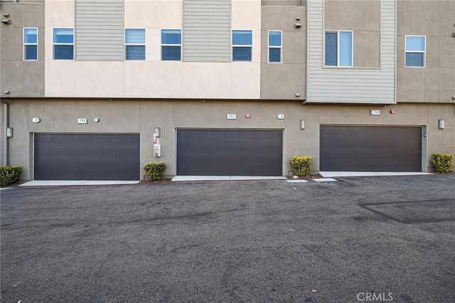 741 Sawyer, Upland, CA 91786